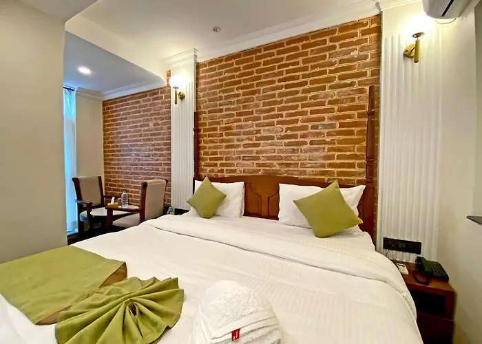 Shine Boutique Hotel