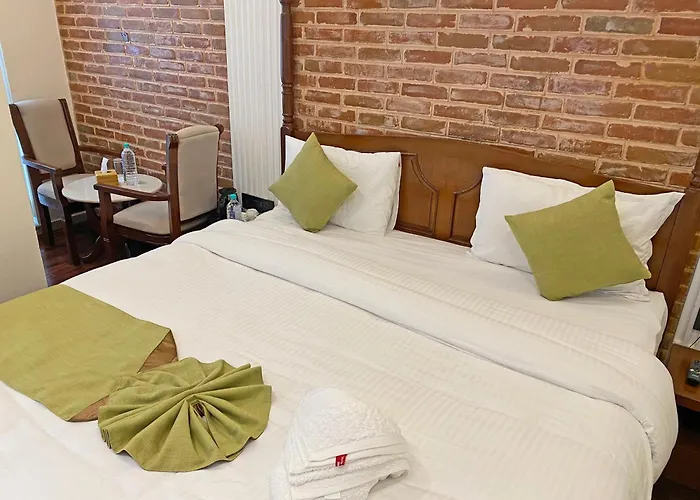 Hotel Shine Boutique *